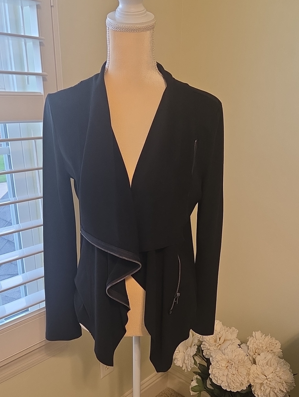 Vigoss Black Draped Open-Front Blazer with Zip Detail